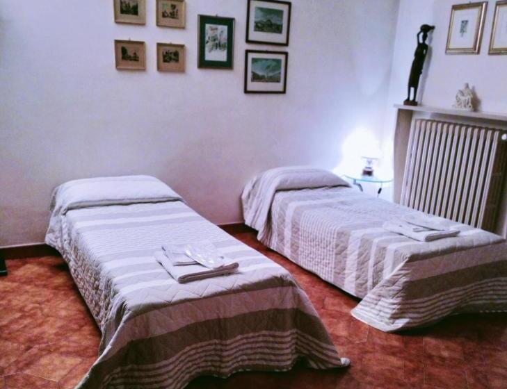 Апартаменты 1 Спальня, B&b Madama Granèt