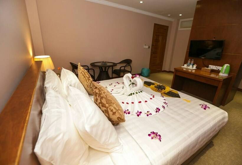 Номер Deluxe, Grand Garden Hotel Yangon