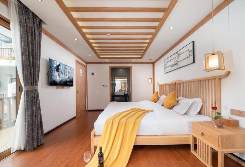اتاق استاندارد با بالکن, Lijiang Nanfu Yinglu Guesthouse