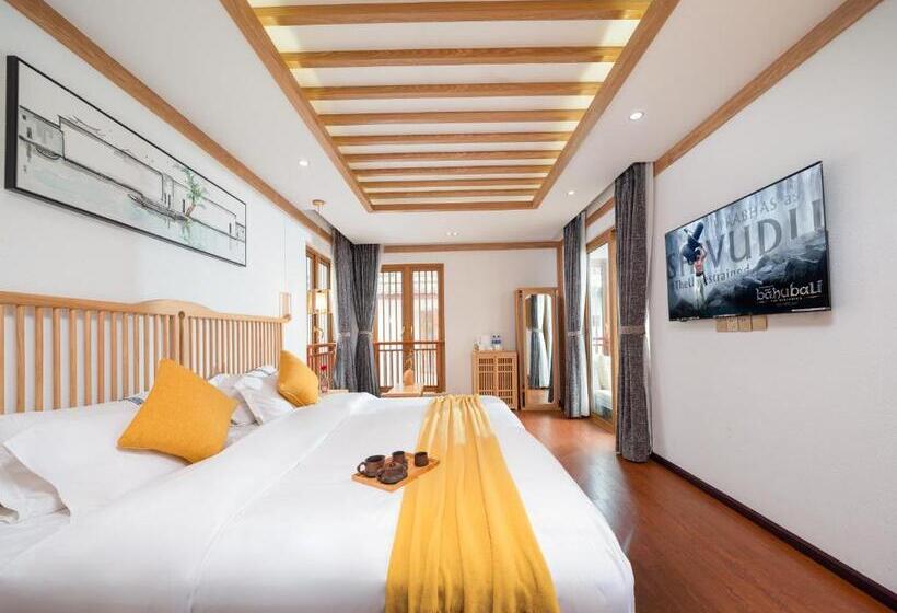 اتاق استاندارد با بالکن, Lijiang Nanfu Yinglu Guesthouse