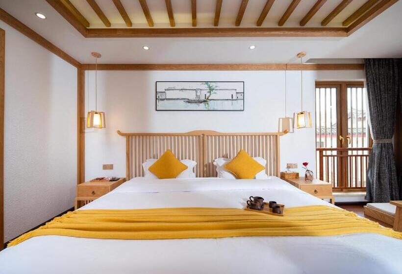 اتاق استاندارد با بالکن, Lijiang Nanfu Yinglu Guesthouse