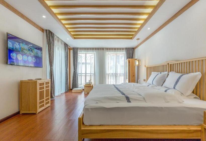 اتاق استاندارد با بالکن, Lijiang Nanfu Yinglu Guesthouse