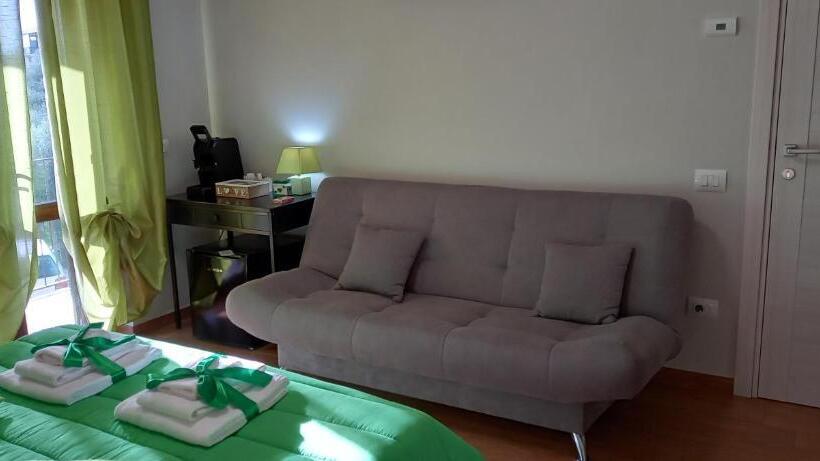 חדר סטנדרט עם מרפסת, B&b Le Bacette