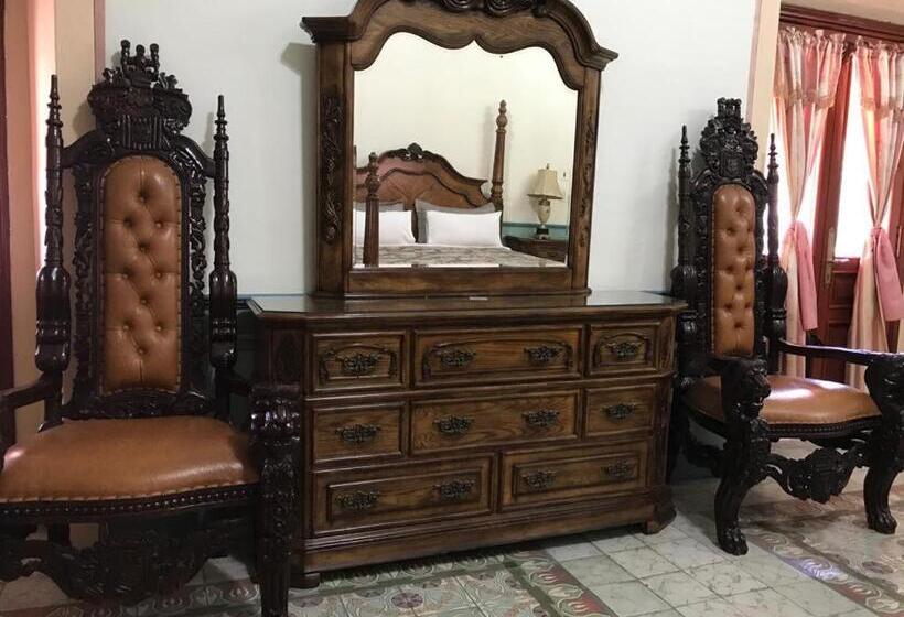 سوئیت پرزیدنت, Casona Misiones