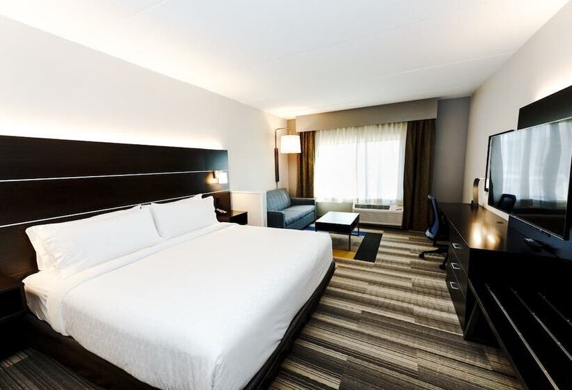 جناح, Holiday Inn Express & Suites Franklin   Berry Farms, An Ihg