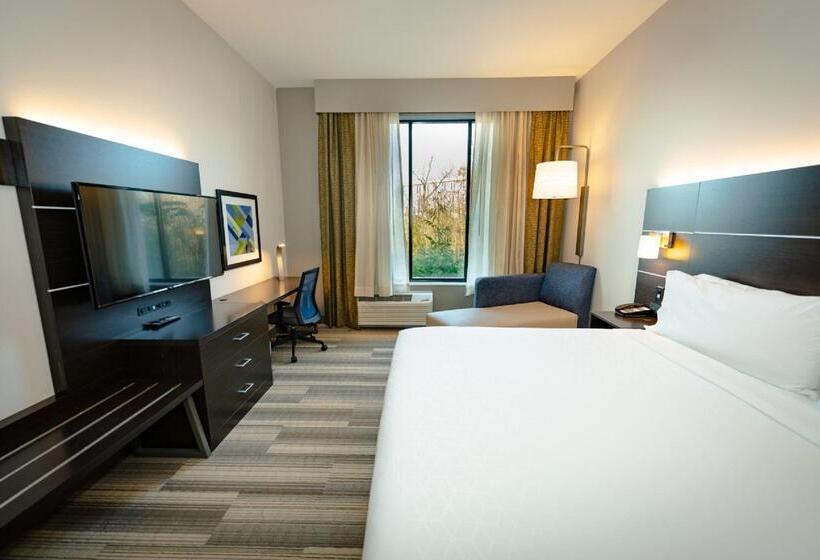 带大床的标准间, Holiday Inn Express & Suites Franklin   Berry Farms, An Ihg