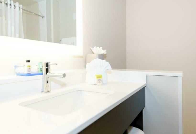标准间, Holiday Inn Express & Suites Franklin   Berry Farms, An Ihg