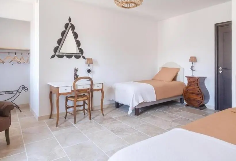 スーペリアファミリールーム, L Ostal   Bed & Breakfast   Chambres Et Suites De 25 à 40m2   Spa