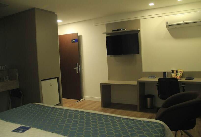 חדר סופריור, Blue Open