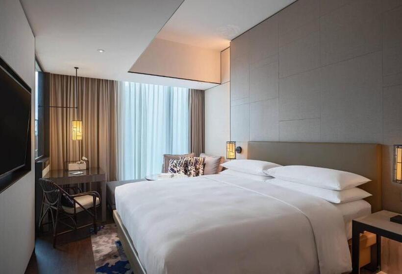 اتاق لوکس با تخت بزرگ, Renaissance Taipei Shihlin
