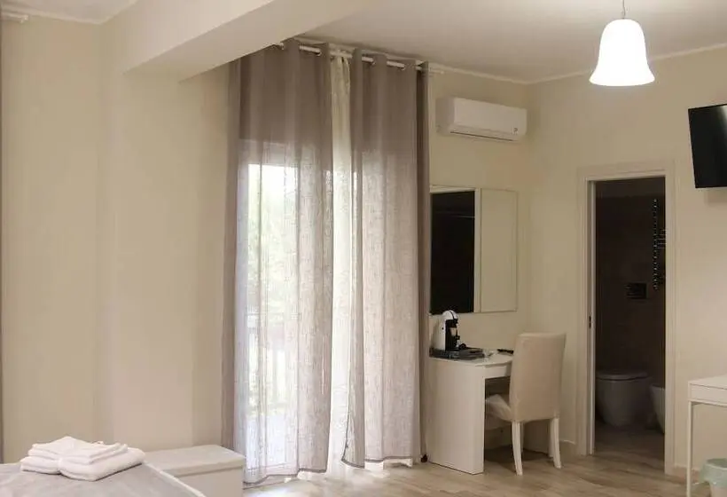 コンフォートトリプルルーム, Michelangelo Home B&b