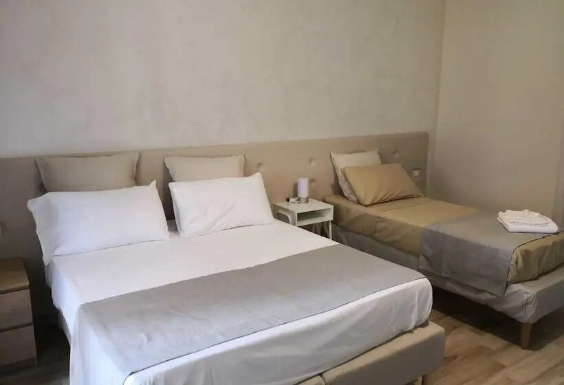 コンフォートトリプルルーム, Michelangelo Home B&b