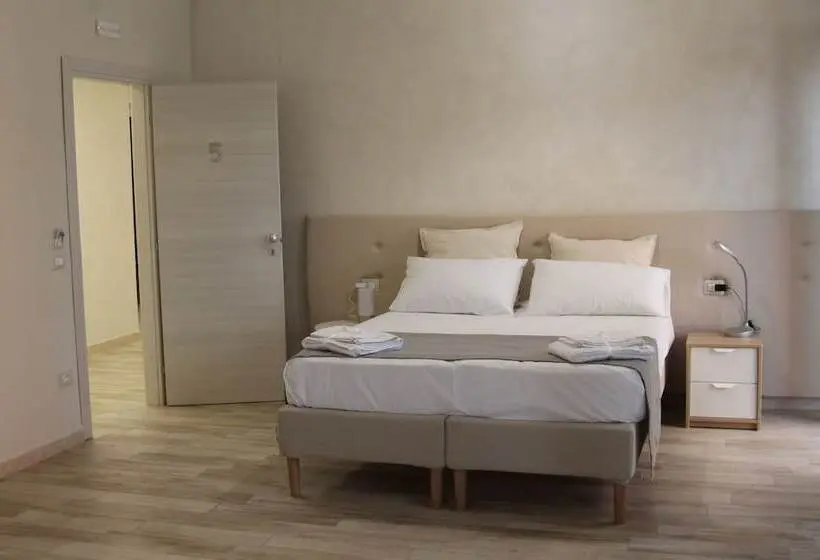 バルコニー付きジュニアスイート, Michelangelo Home B&b