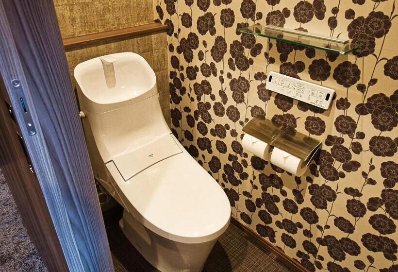 스탠다드 트리플 룸, Winery Hotel And Condominium Hitohana