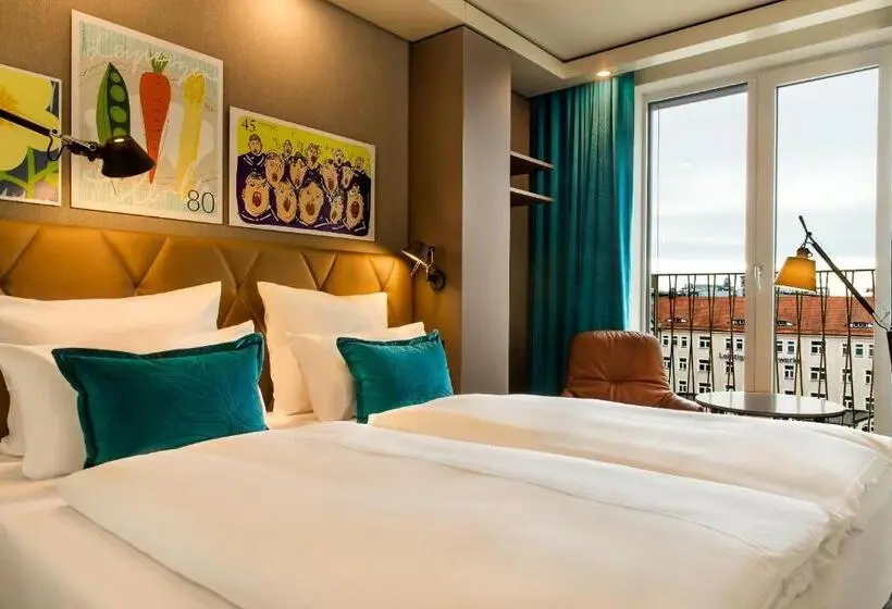キングサイズベッドのスタンダードルーム, Motel One Leipzig Post