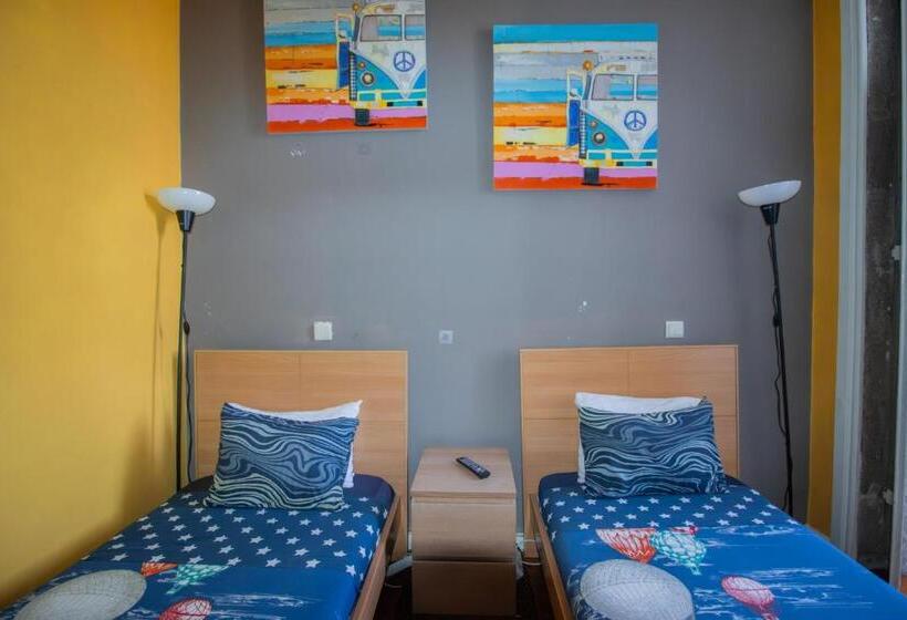 اتاق اکونومی, Ndussole Guest House