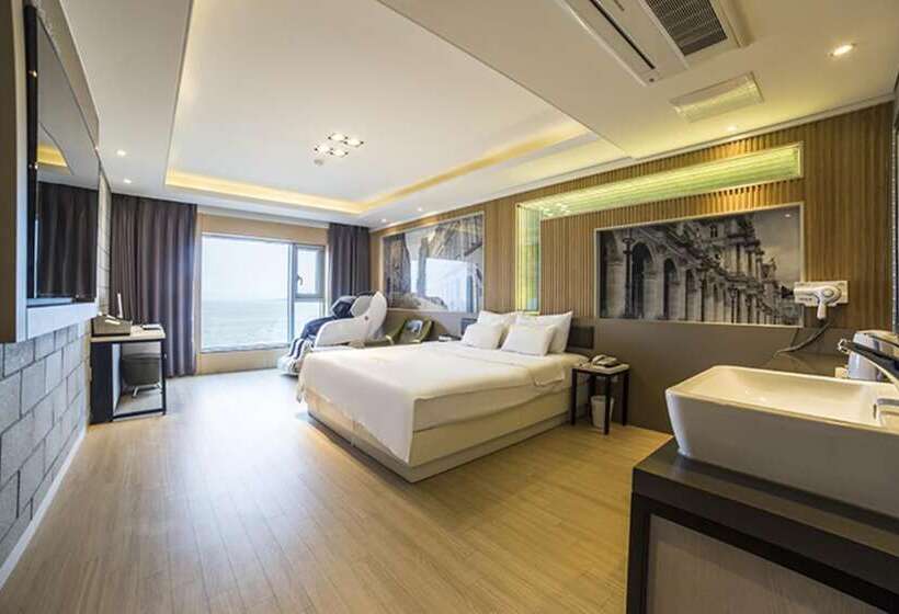 اتاق پرمیوم با چشم‌انداز دریا, Pohang Hotel View