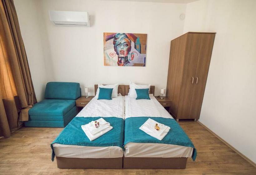 استودیو استاندارد با بالکن, Somnia