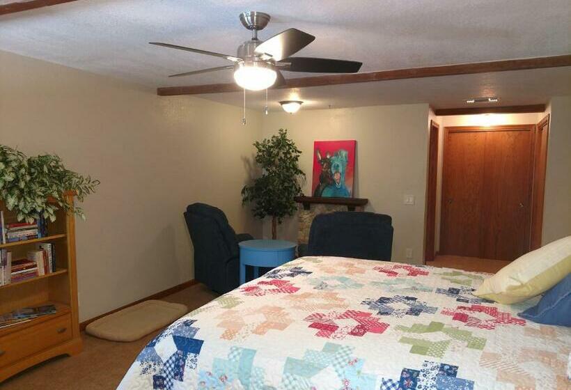 Номер Стандарт Вид на Сад, Ponderosa Ridge A B & B