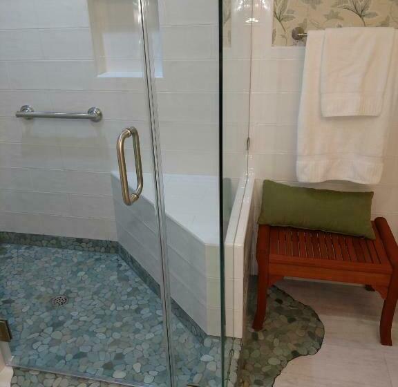 חדר סטנדרט נוף לגינה, Ponderosa Ridge A B & B