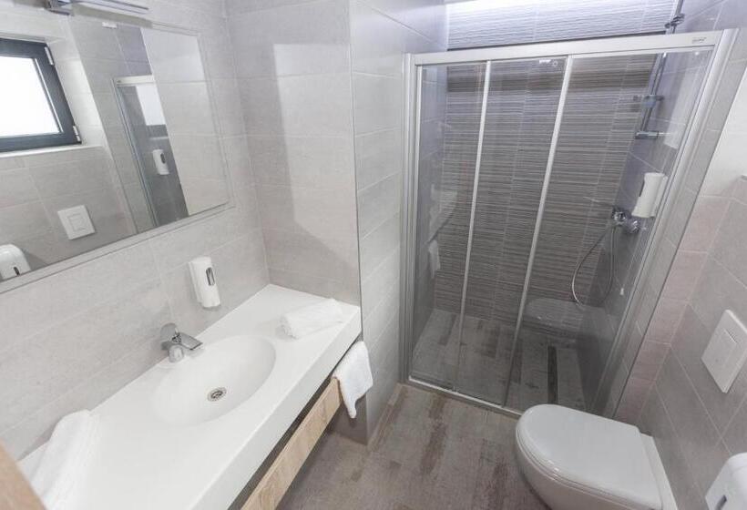 اتاق لوکس چهار تخته, Forest Međugorje