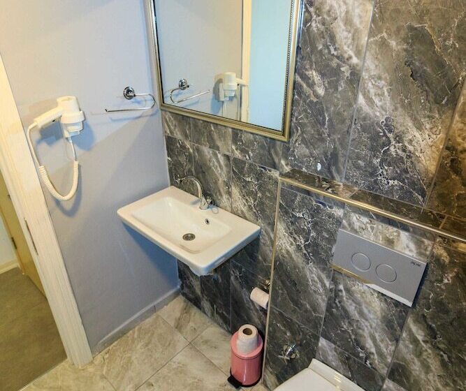 スタンダードルーム, Nar Palace