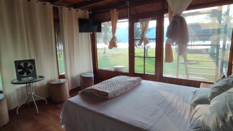 בקתה, Casa De Campo Villa Maria