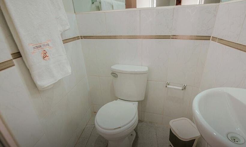 اتاق استاندارد, Hostal Spring