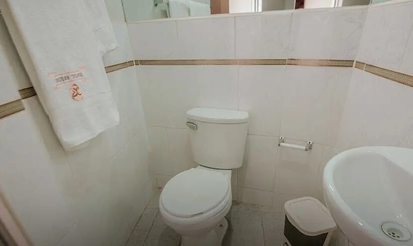 スタンダードシングルルーム, Hostal Spring