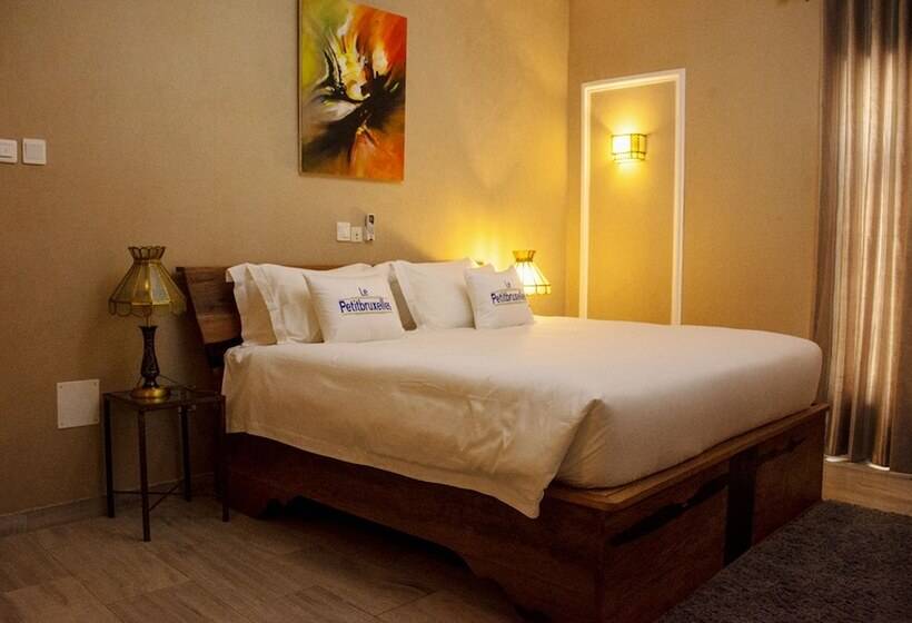 اتاق سوپریور, Petit Brussel