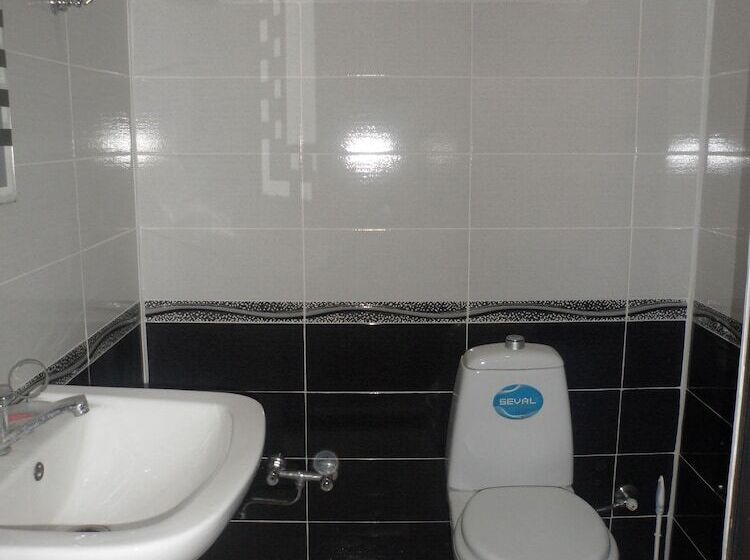 اتاق راحتی سه تخته, Vm Hostel