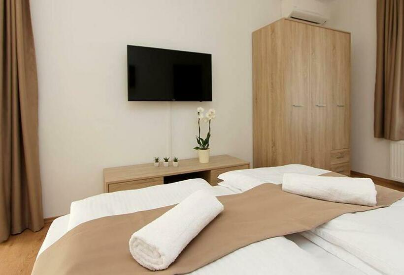 家庭间, Boutique Apartments