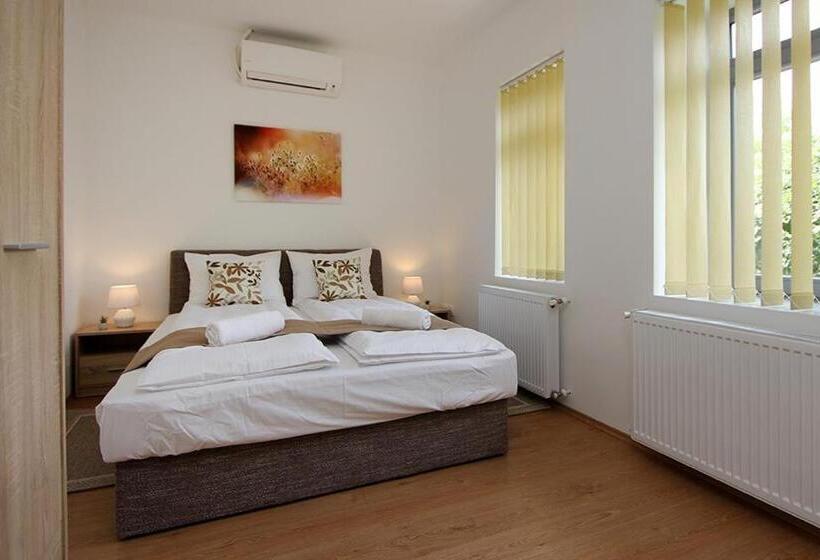 家庭间, Boutique Apartments