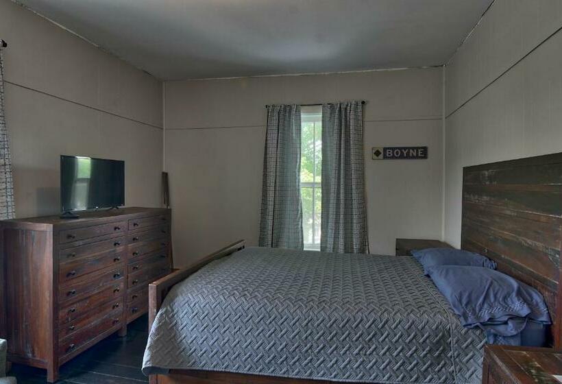 Номер Deluxe, Charlevoix House