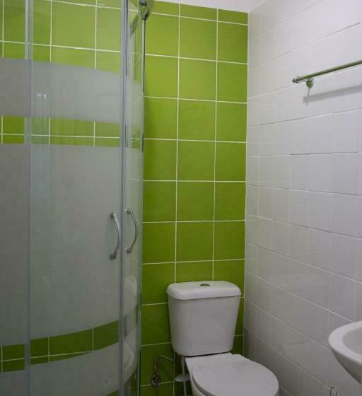 سوییت لوکس, Hostel Das Flores