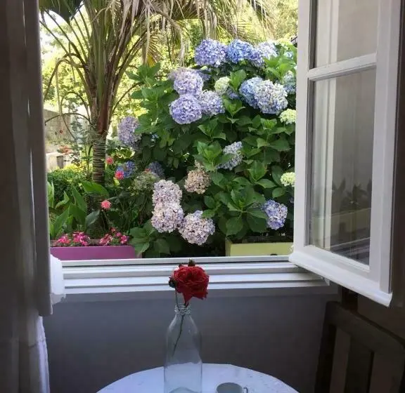 デラックススイート, Hostel Das Flores