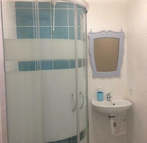 سوییت, Hostel Das Flores