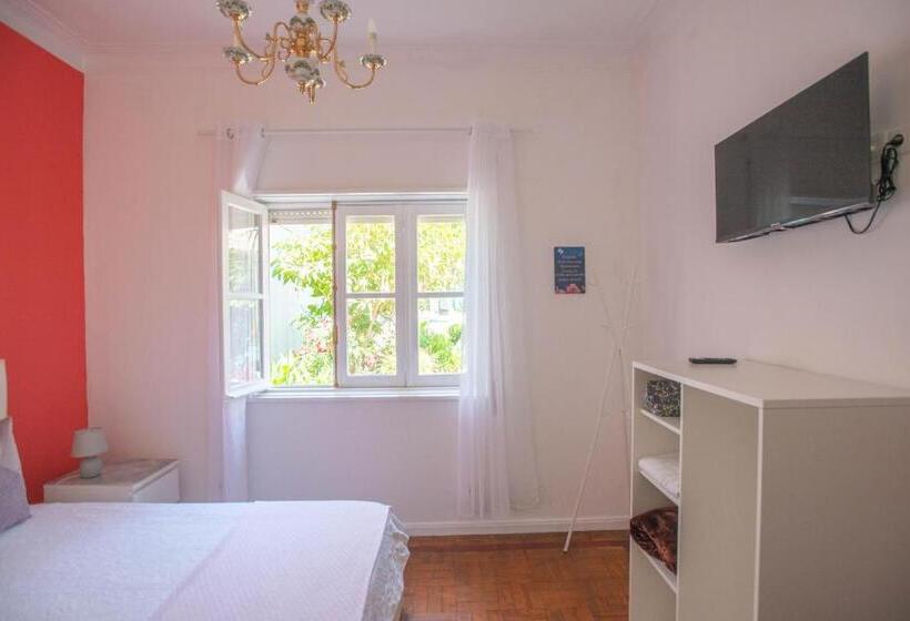 سوییت, Hostel Das Flores