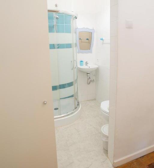 سوییت, Hostel Das Flores