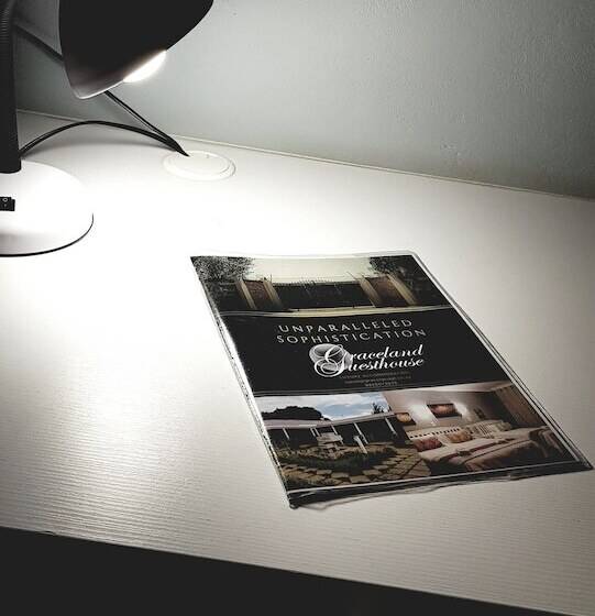 スタンダードトリプルルーム, Graceland Guesthouse