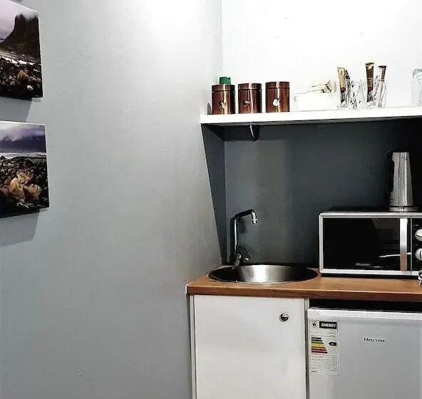 スタンダードトリプルルーム, Graceland Guesthouse