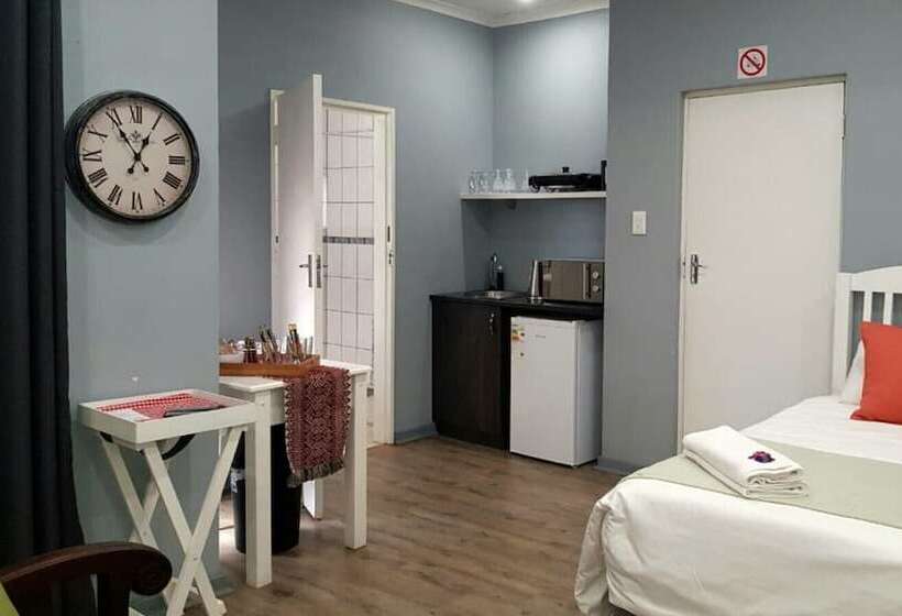 ファミリールーム, Graceland Guesthouse