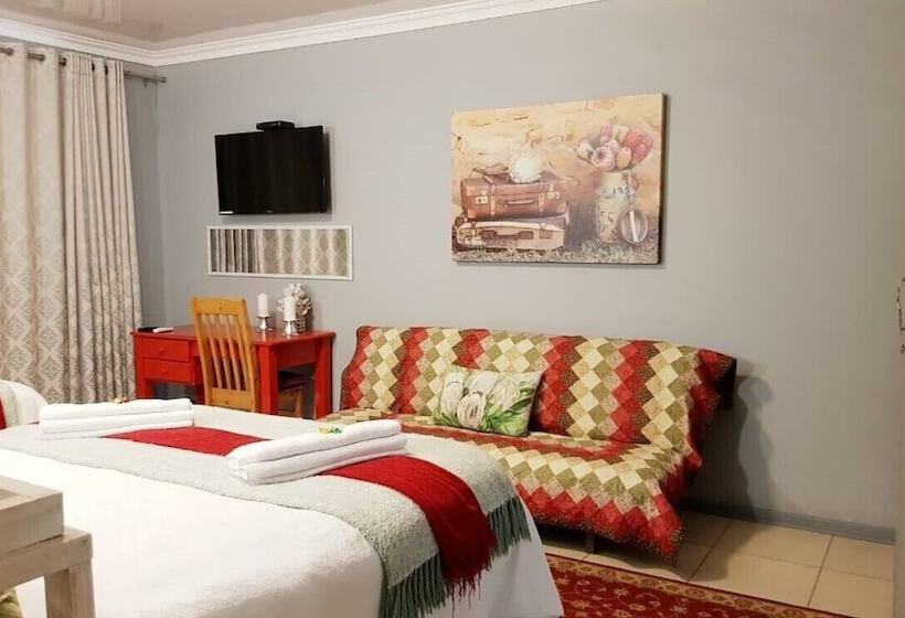 スタンダードトリプルルーム, Graceland Guesthouse