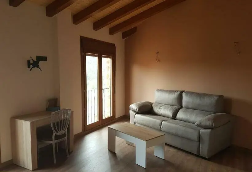 バルコニー付スタンダード４ベッドルーム, Hostal Los Esquiladores