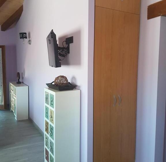 غرفة قياسية رباعية, Hostal Los Esquiladores