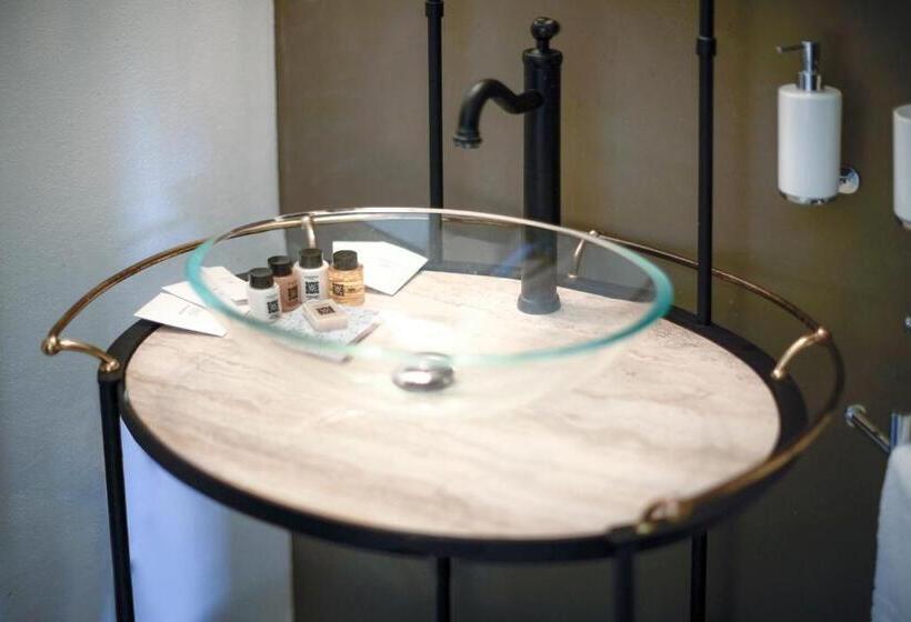 اتاق لوکس با بالکن, Aquamarea