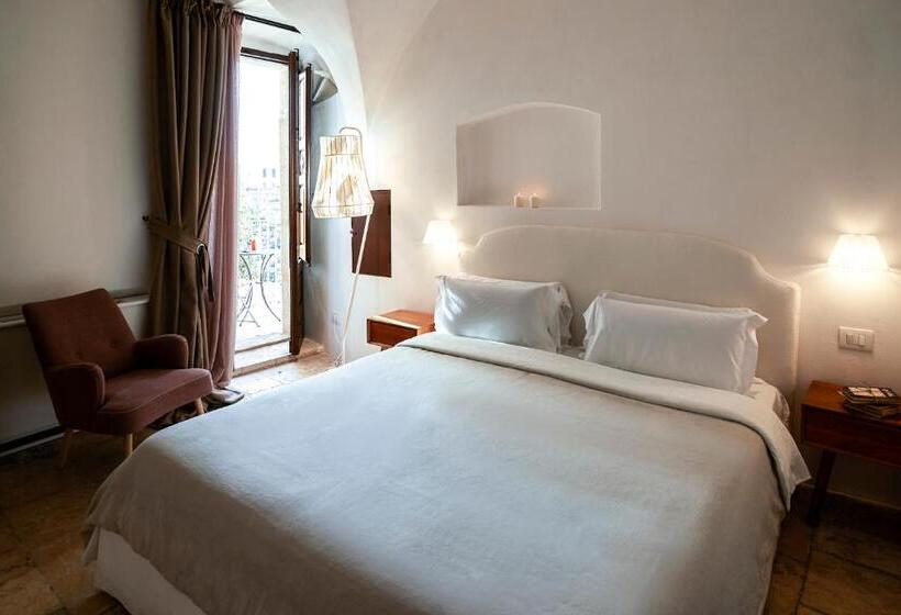 اتاق لوکس با بالکن, Aquamarea