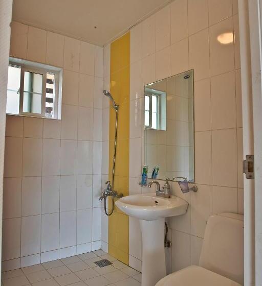 جناح, Hyundai Soo Resort Hoengseong