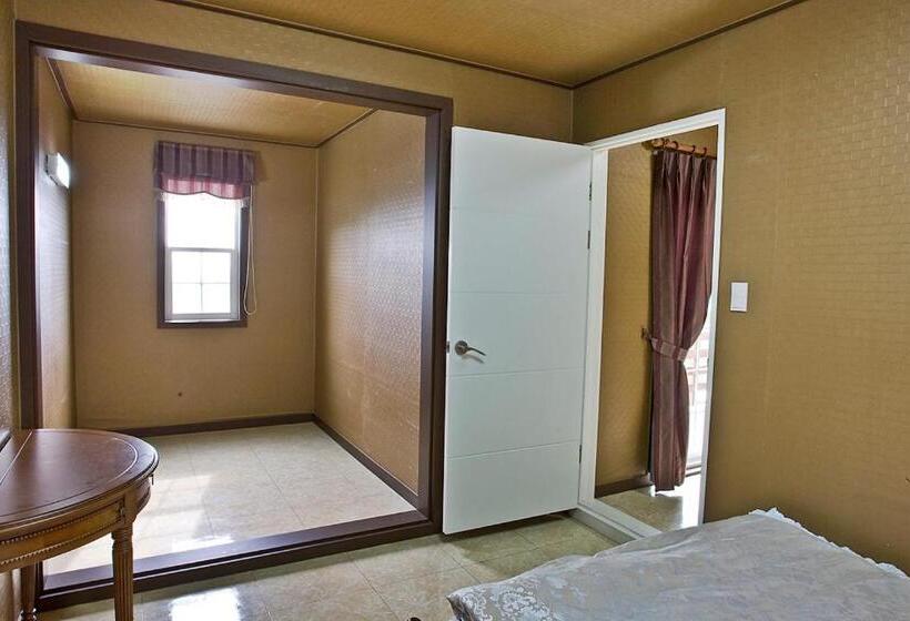 جناح, Hyundai Soo Resort Hoengseong