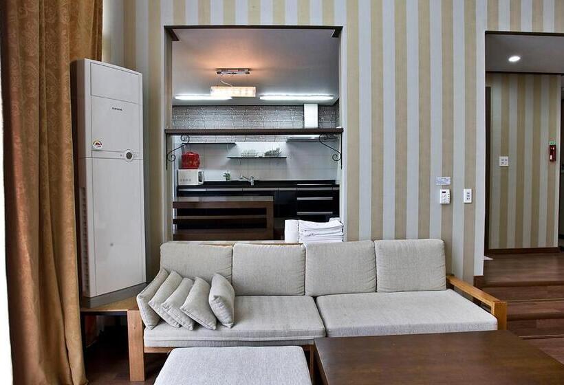 جناح ملكى, Hyundai Soo Resort Hoengseong